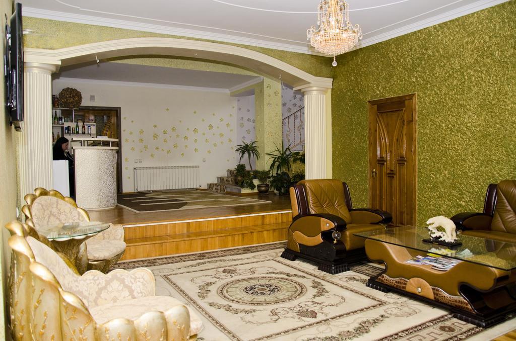 Hotel Ezio Chisinau Exterior photo